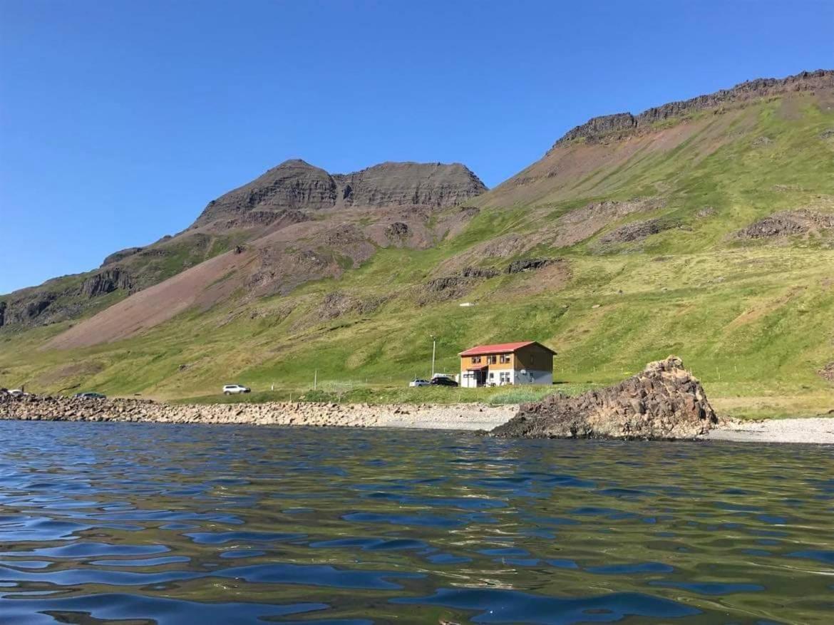 Hotel Gistiheimilith Bergistangi 1 Northurfjorthur Exteriér fotografie